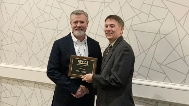 ACN Member Receives Excellence in Journalism Award